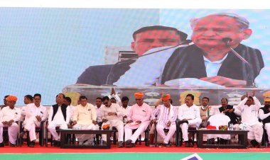 राज्य सरकार ने अपने बजट में आदिवासी क्षेत्रों के समग्र विकास के लिए कई महत्वपूर्ण सौगातें दी