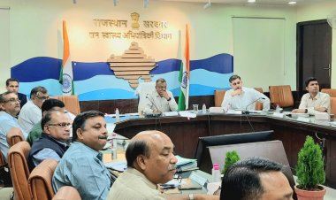 अतिरिक्त मुख्य सचिव पीएचईड़ी डॉ. सुबोध अग्रवाल की समीक्षा बैठक- जेजेएम में प्रतिदिन जल कनेक्शनों की संख्या बढ़कर 10 हजार 175 हुई -तय लक्ष्य हासिल करने वाली फर्मों को समय पर भुगतान के निर्देश