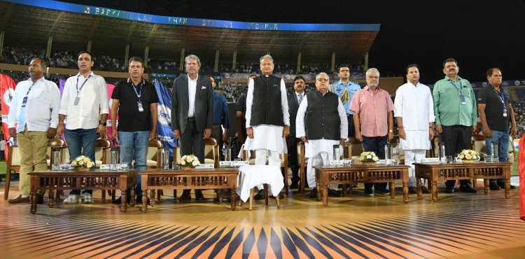 जोधपुर में राजस्थान प्रीमियर लीग शुरू प्रदेशभर के खिलाड़ियों को मिलेगा प्रतिभा दिखाने का मौका: मुख्यमंत्री