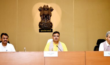 बजट घोषणाओं के समयबद्ध क्रियान्वयन के लिए मुख्यमंत्री भजनलाल शर्मा की अध्यक्षता में हुई बैठक