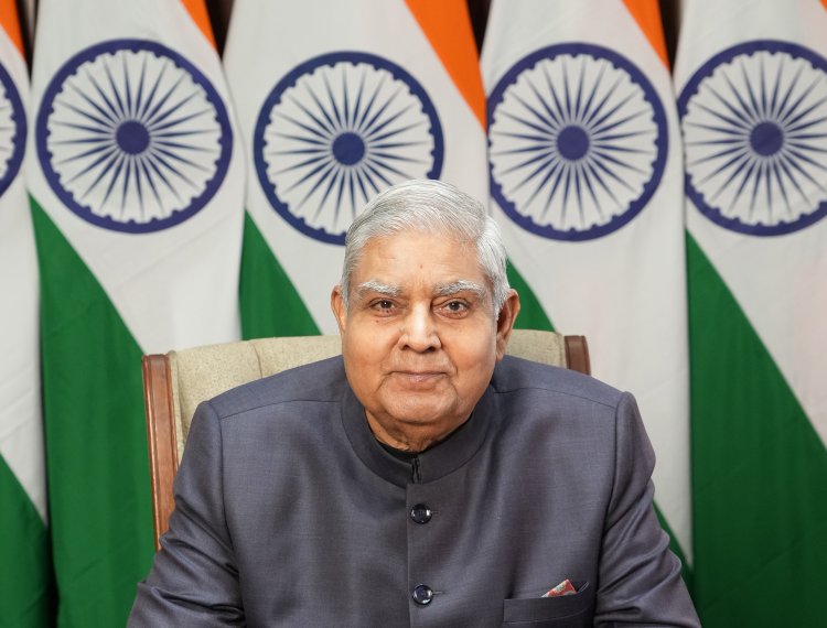 संवैधानिक पद सजावटी नहीं होते; लोकतंत्र में हर नागरिक सर्वोच्च होता है: उपराष्ट्रपति