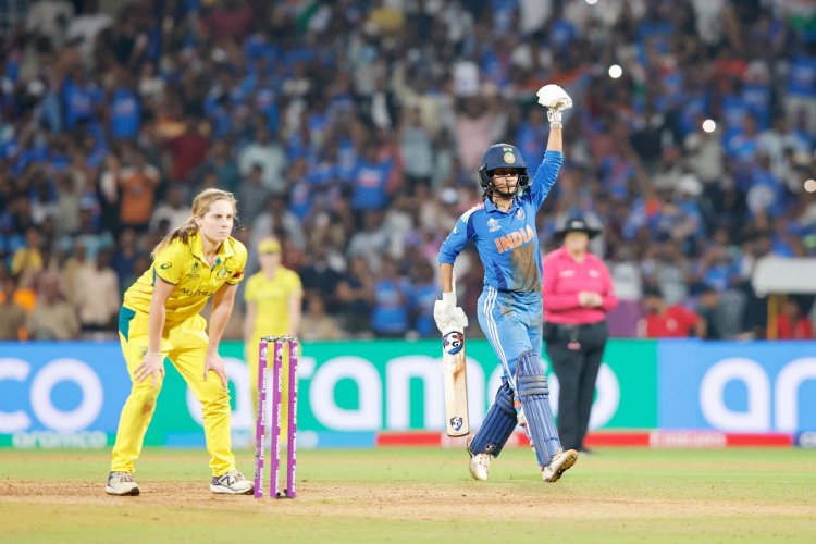 भारतीय महिला क्रिकेट टीम ने रचा इतिहास — ऑस्ट्रेलिया को 5 विकेट से हराकर पहली बार वर्ल्ड कप फाइनल में पहुंची